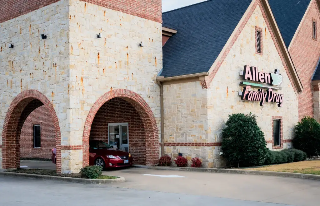 Allen Family Drug drive-thru